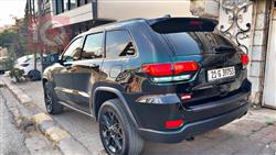 جیپ گراند شیرۆکی